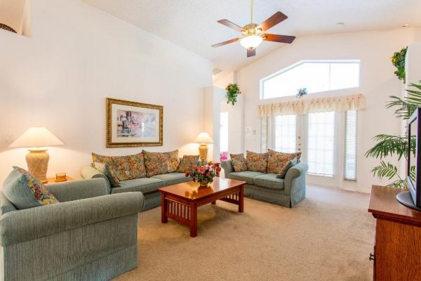 Orlando Florida Villa to Rent Living Room